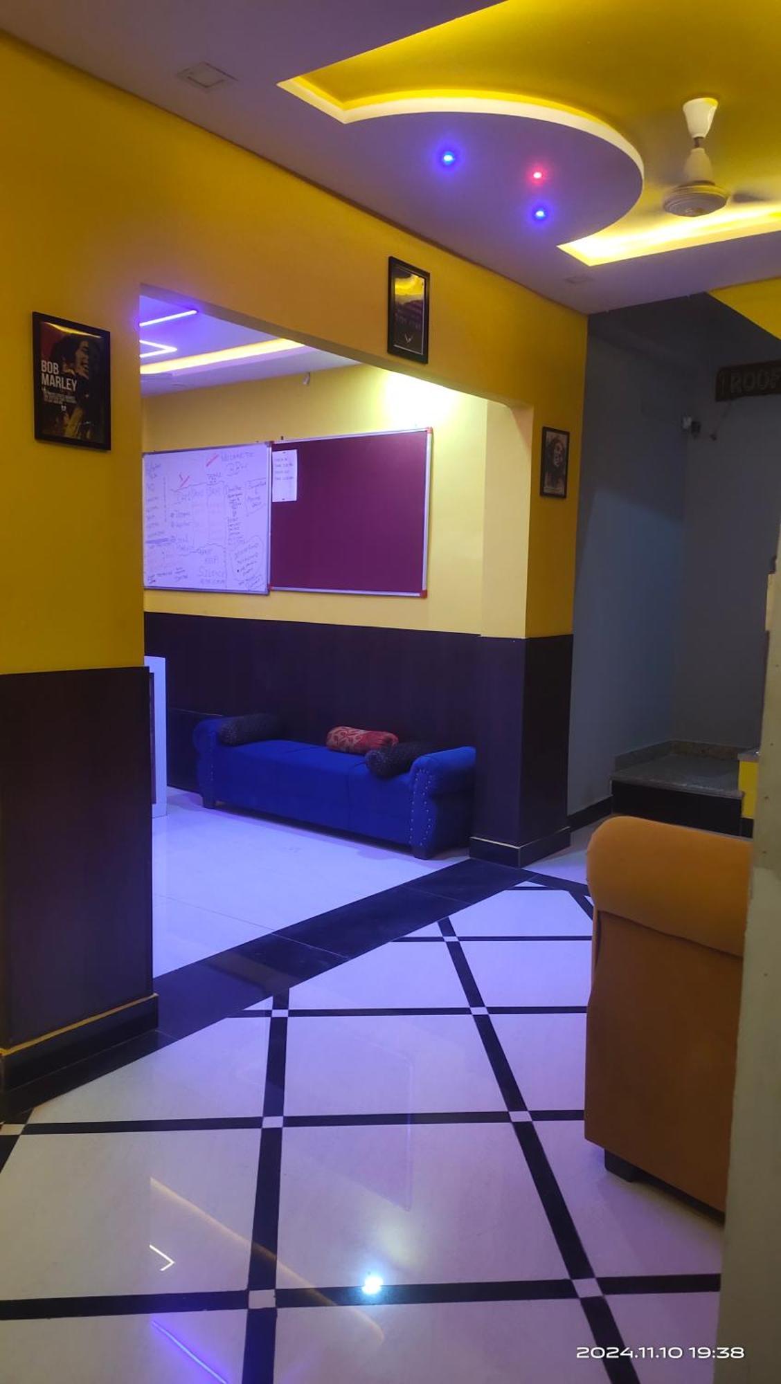Big Brother Hostel Hotel Agra  Exterior foto