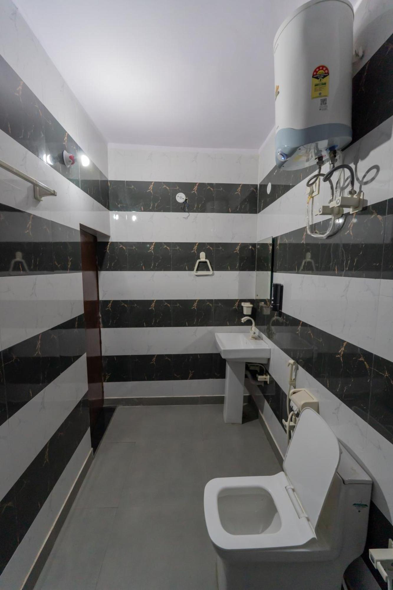 Big Brother Hostel Hotel Agra  Habitación foto