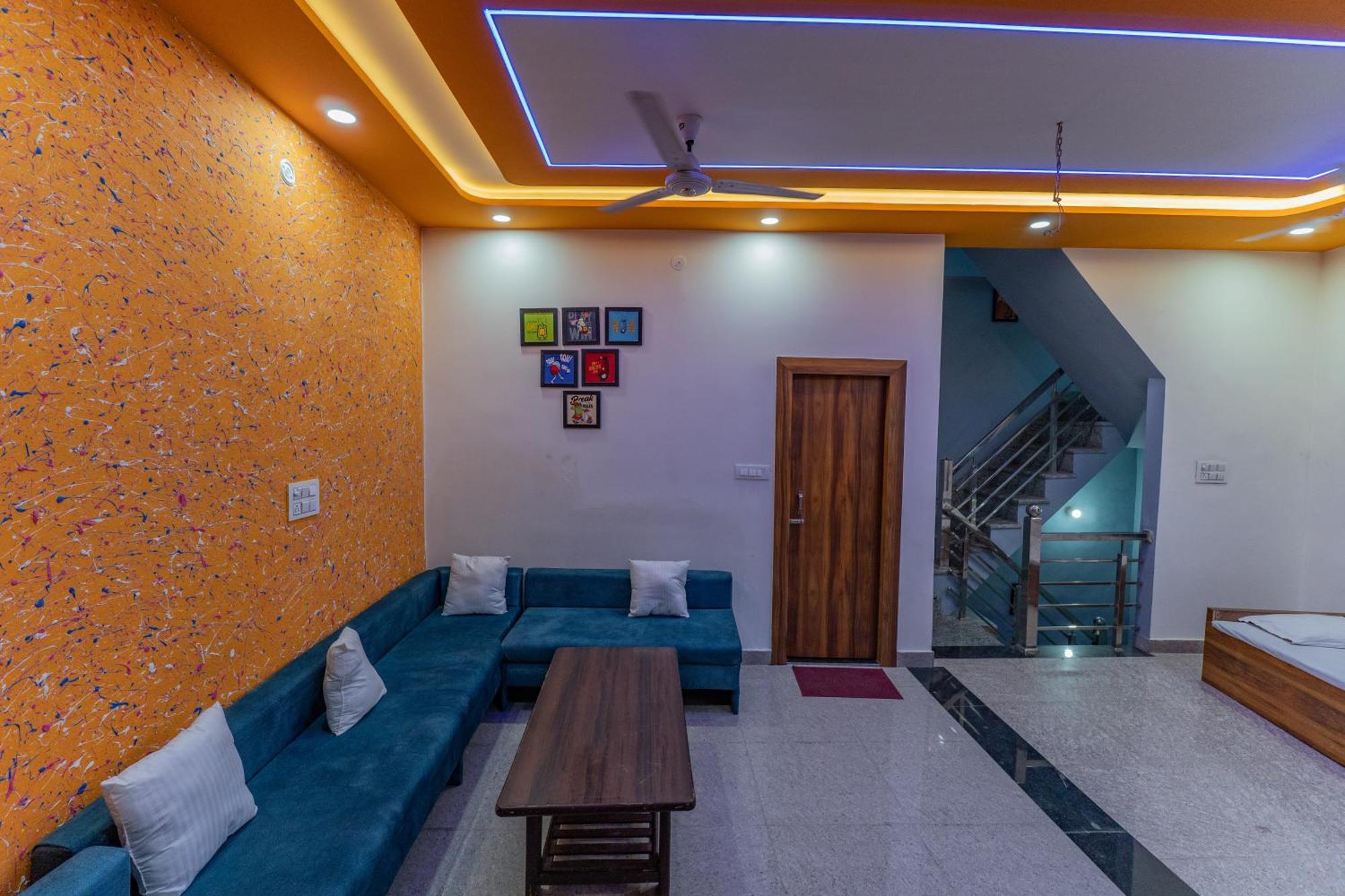 Big Brother Hostel Hotel Agra  Exterior foto