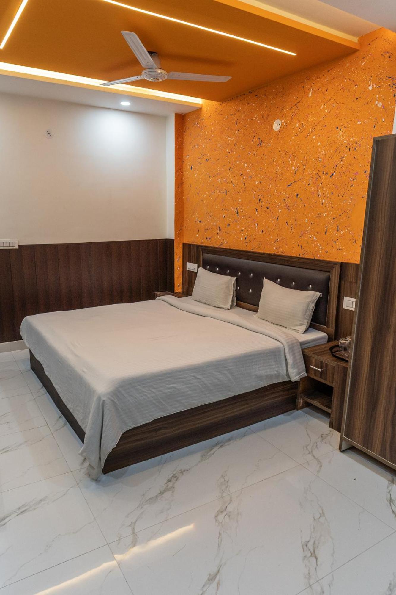 Big Brother Hostel Hotel Agra  Habitación foto